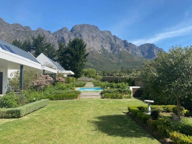 Chambray Estate - The Terraces In The Vines